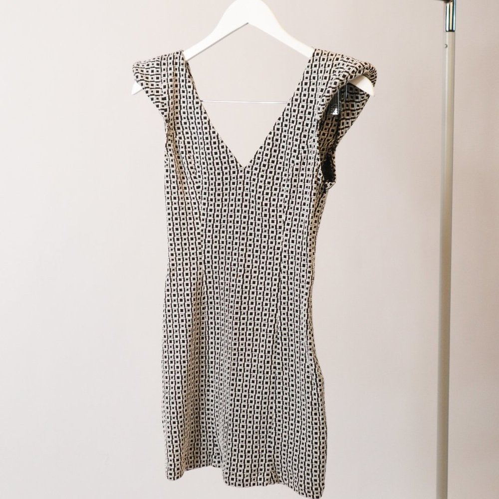 business casual midi dress B&W